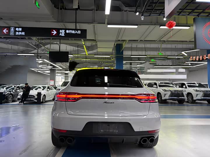 Фото 5 - Porsche Macan