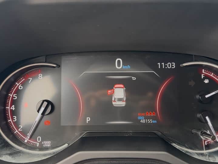 Фото 23 - Toyota RAV4