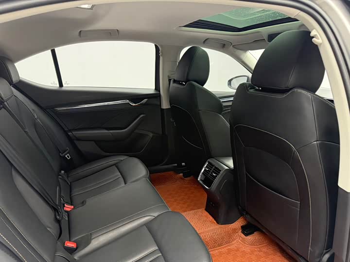 Фото 10 - Skoda Octavia Pro