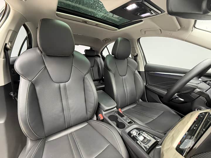 Фото 16 - Skoda Octavia Pro