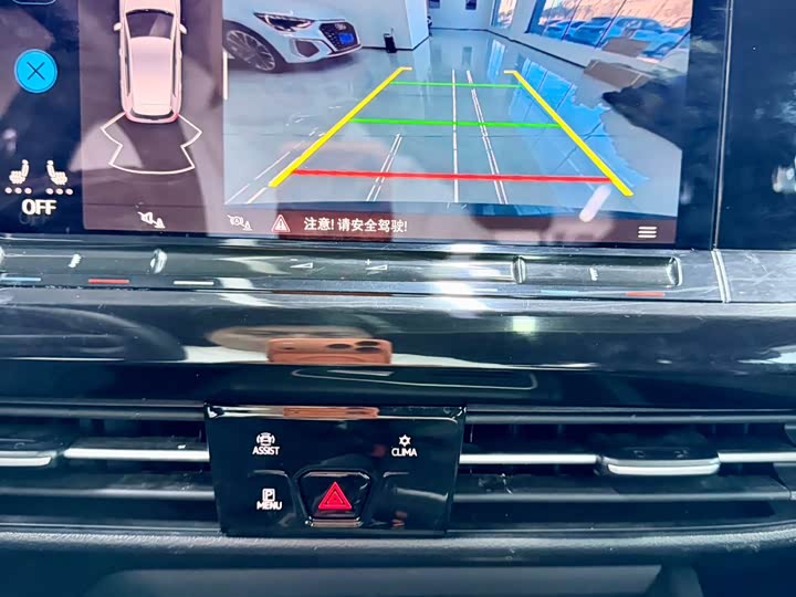 Фото 23 - Volkswagen Golf