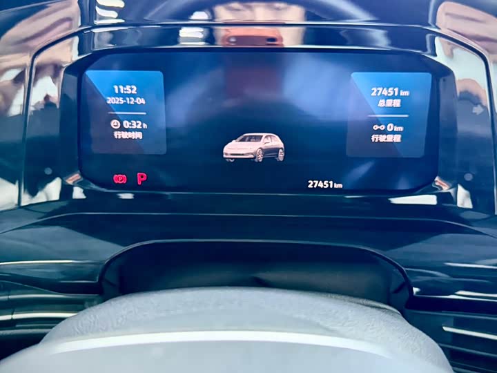 Фото 24 - Volkswagen Golf