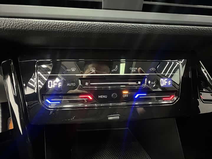 Фото 13 - Volkswagen Tayron