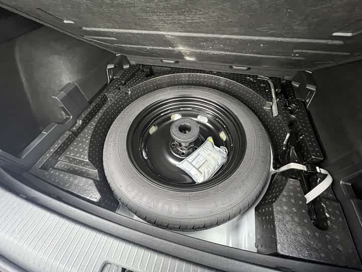 Фото 20 - Volkswagen Tayron