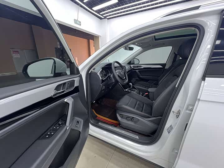 Фото 8 - Volkswagen Tayron