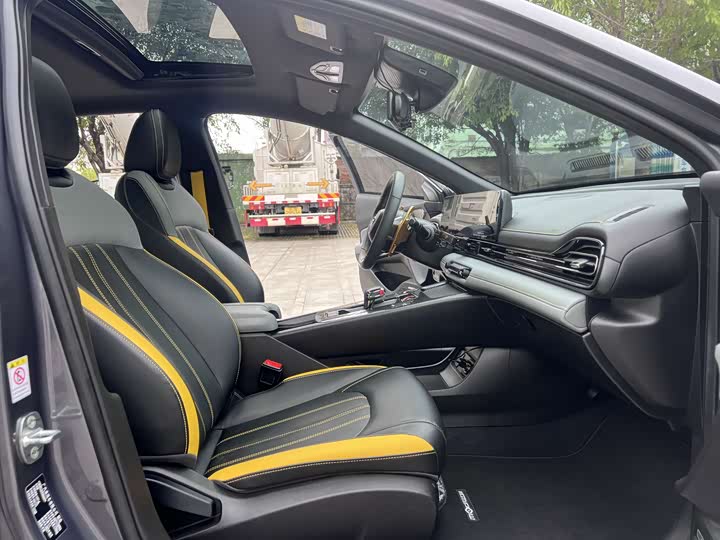 Фото 7 - GAC Trumpchi Empow R