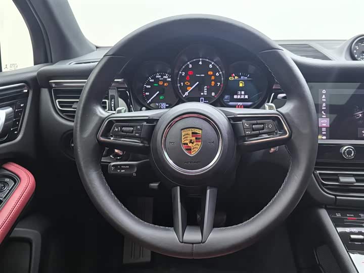 Фото 11 - Porsche Macan