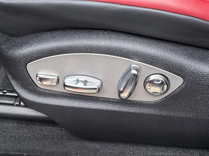 Фото 30 - Porsche Macan