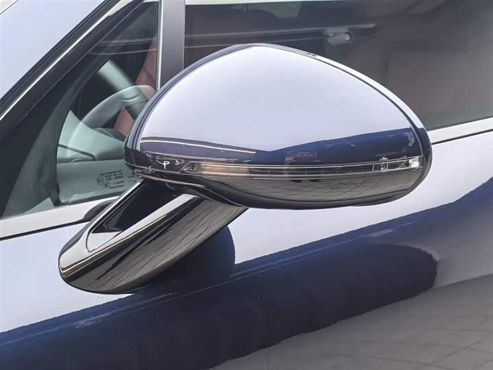 Фото 32 - Porsche Macan