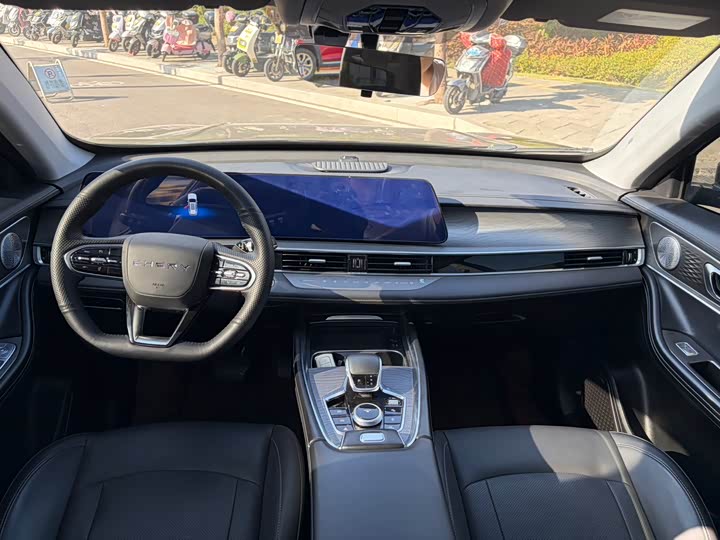 Фото 12 - Chery Tiggo 8 Pro