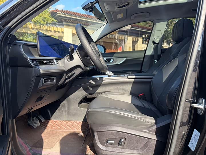 Фото 13 - Chery Tiggo 8 Pro