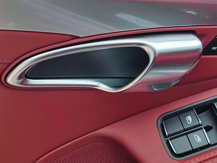 Фото 24 - Porsche 718