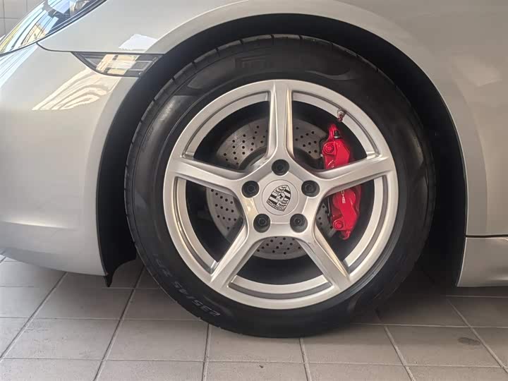 Фото 8 - Porsche 718