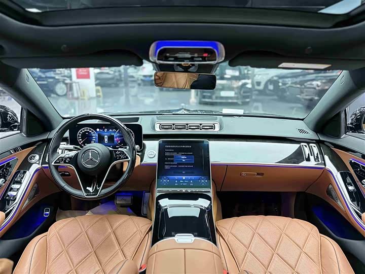 Фото 9 - Mercedes-Benz Maybach S-Class