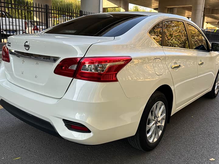 Фото 6 - Nissan Sylphy