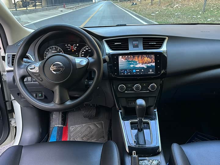 Фото 9 - Nissan Sylphy