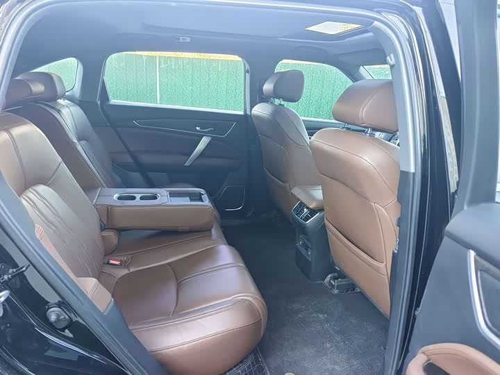 Фото 13 - Honda UR-V