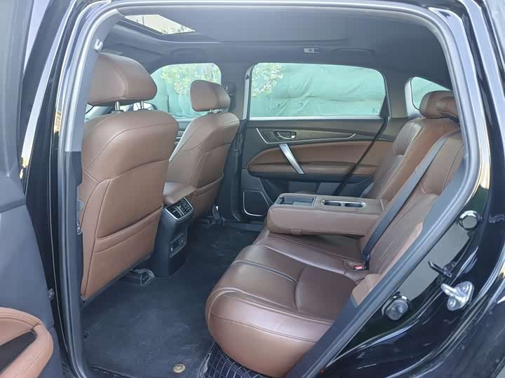 Фото 15 - Honda UR-V