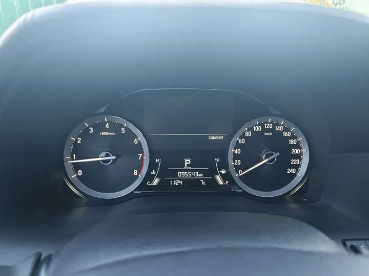 Фото 6 - Honda UR-V