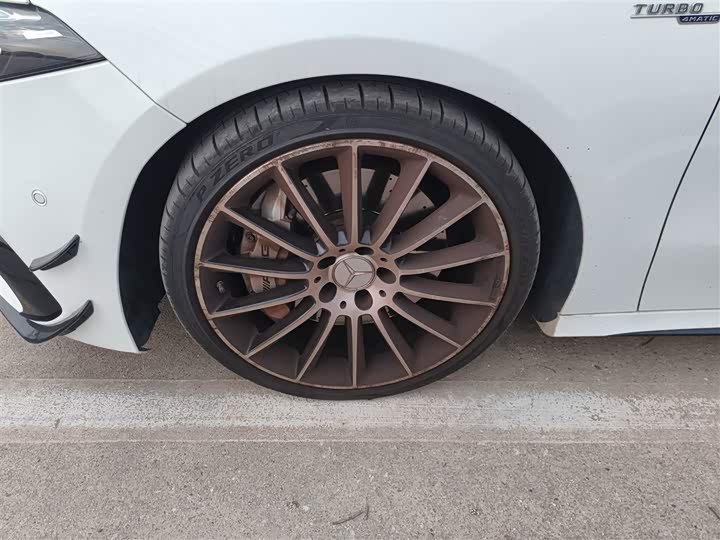 Фото 22 - Mercedes-Benz A-Class AMG