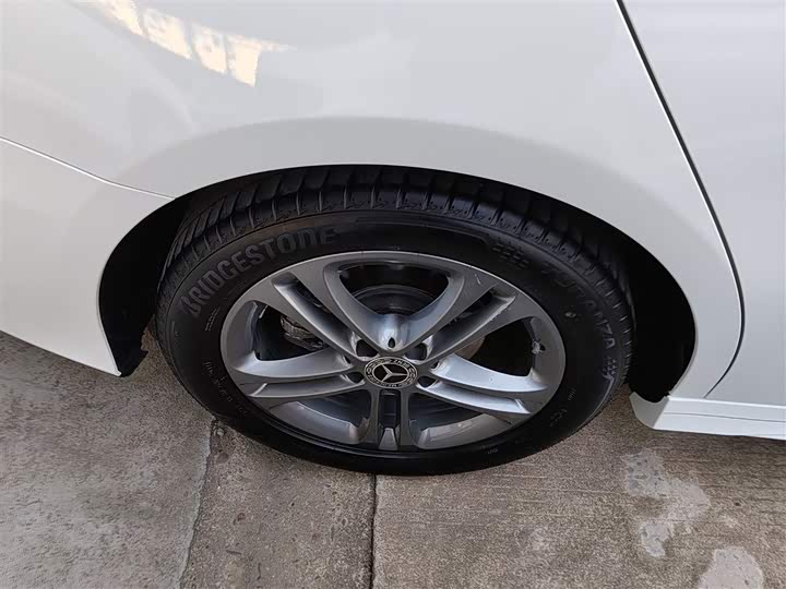 Фото 26 - Mercedes-Benz A-Class