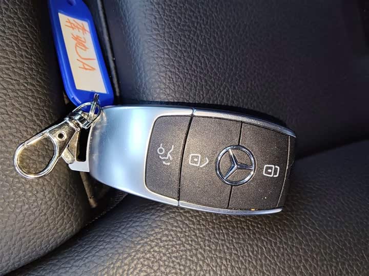 Фото 9 - Mercedes-Benz A-Class