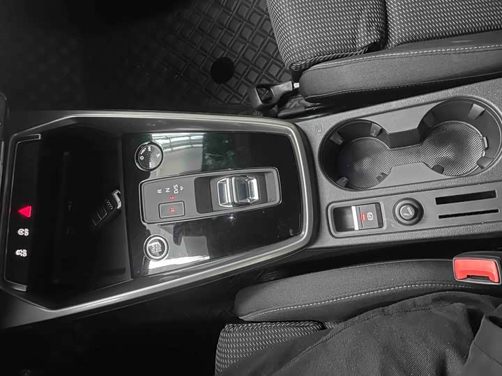 Фото 10 - Audi A3