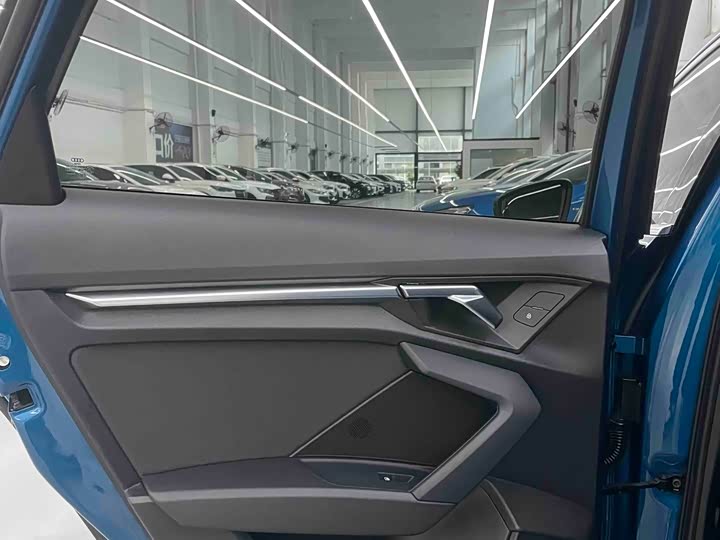 Фото 17 - Audi A3