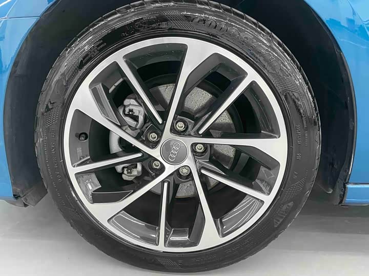 Фото 22 - Audi A3