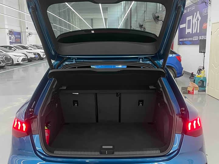 Фото 23 - Audi A3