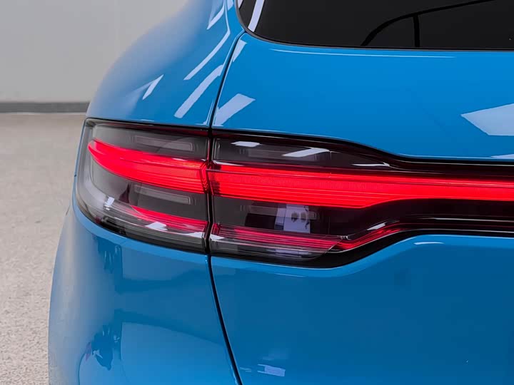 Фото 8 - Porsche Macan