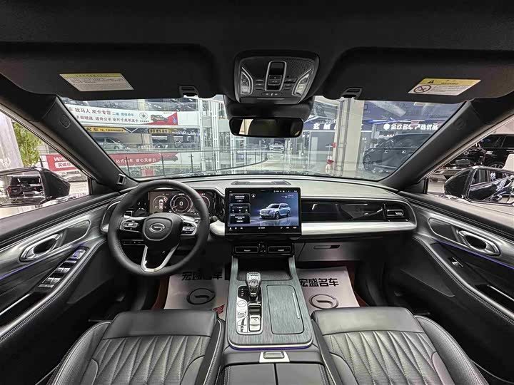 Фото 10 - GAC Trumpchi GS8