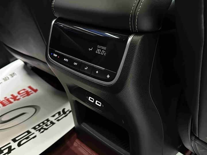 Фото 18 - GAC Trumpchi GS8