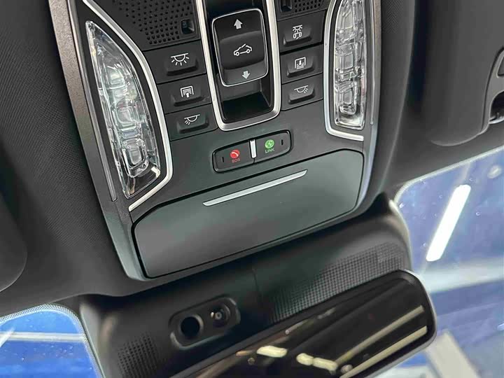 Фото 22 - GAC Trumpchi GS8