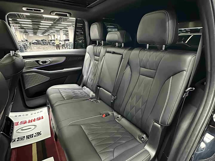 Фото 25 - GAC Trumpchi GS8