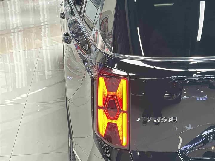 Фото 29 - GAC Trumpchi GS8