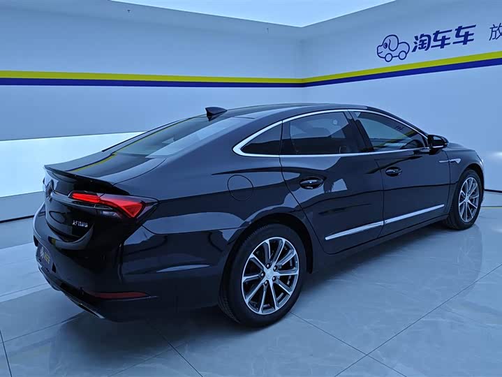 Фото 3 - Buick LaCrosse