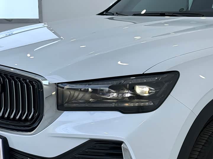 Фото 12 - Geely Monjaro