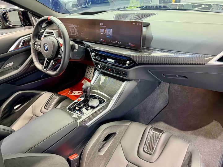 Фото 10 - BMW M4