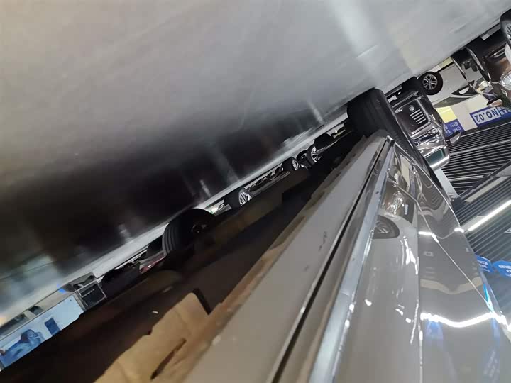 Фото 21 - Buick GL8 ES