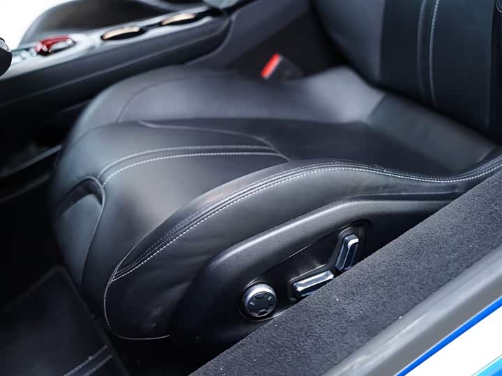 Фото 26 - Lotus Emira