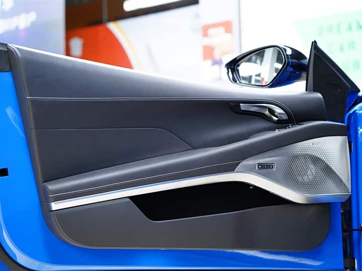 Фото 28 - Lotus Emira