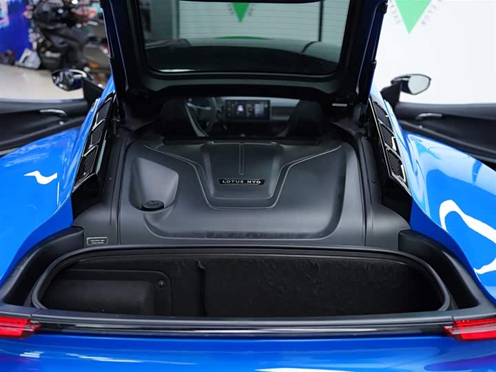 Фото 35 - Lotus Emira