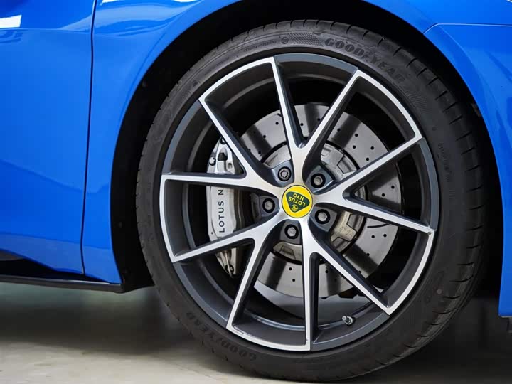 Фото 45 - Lotus Emira