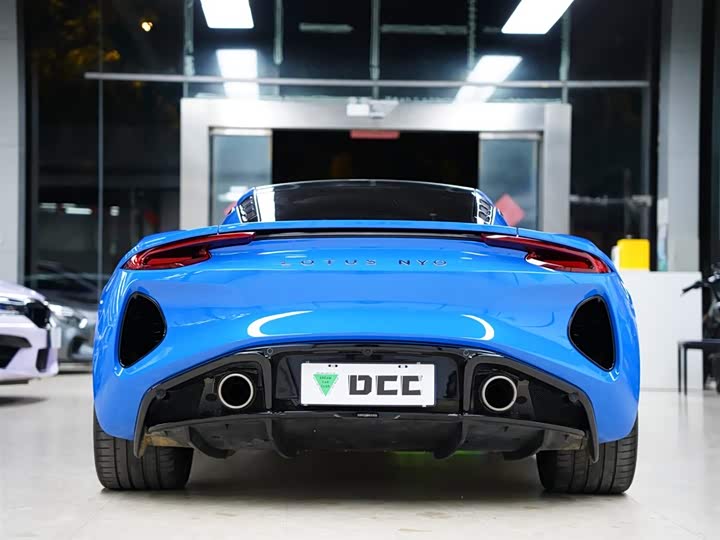 Фото 7 - Lotus Emira