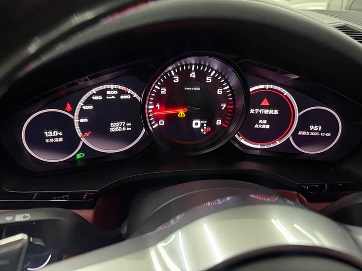 Фото 10 - Porsche Cayenne