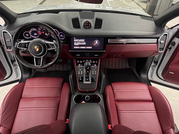 Фото 15 - Porsche Cayenne