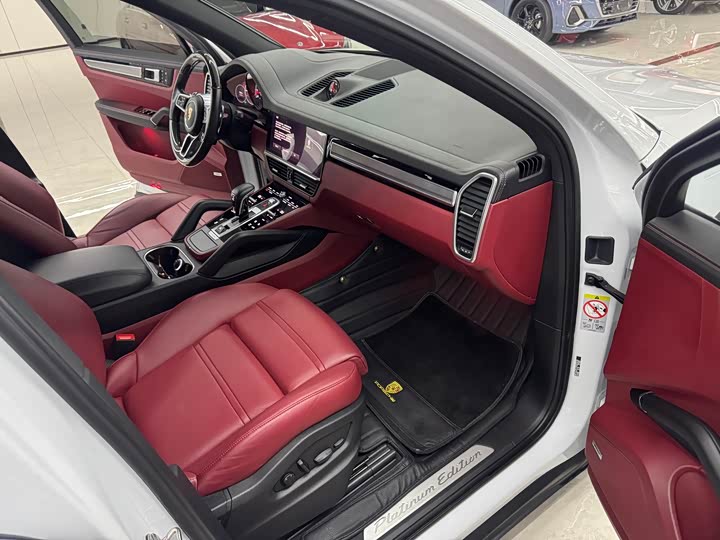 Фото 17 - Porsche Cayenne