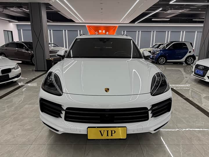 Фото 2 - Porsche Cayenne