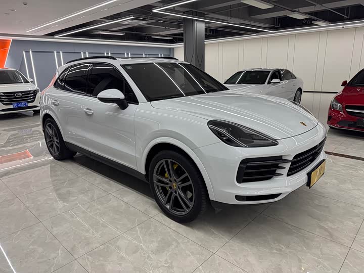 Фото 3 - Porsche Cayenne